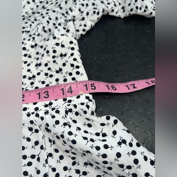NEW LOFT Floral Flutter V-Neck White Black Pocket Dress sz 8 - Picture 11 of 12